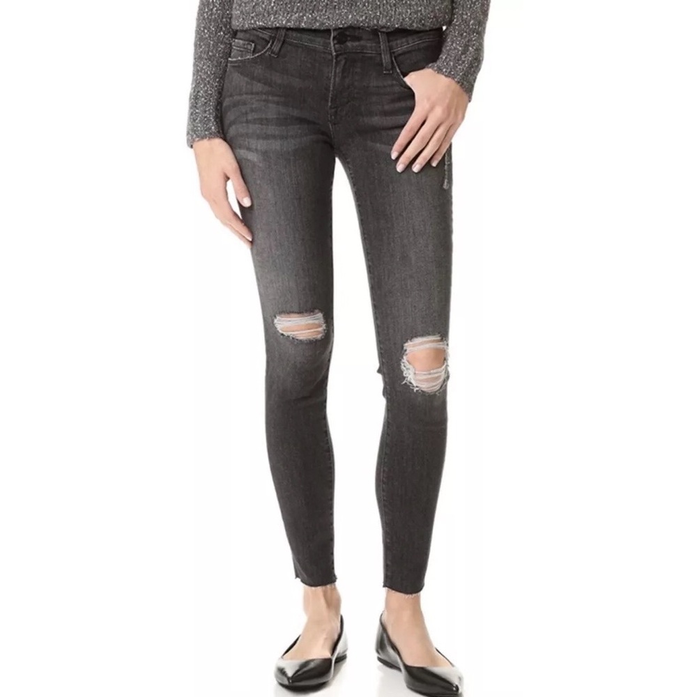 Frame |‎ Le Skinny De Jeanne Distressed Jeans in Mercer Grey Wash Size 27